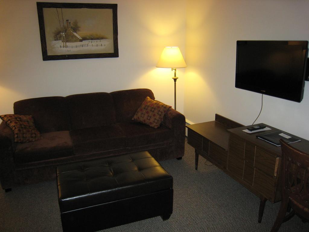 Downtowner Motor Inn Крестон Номер фото