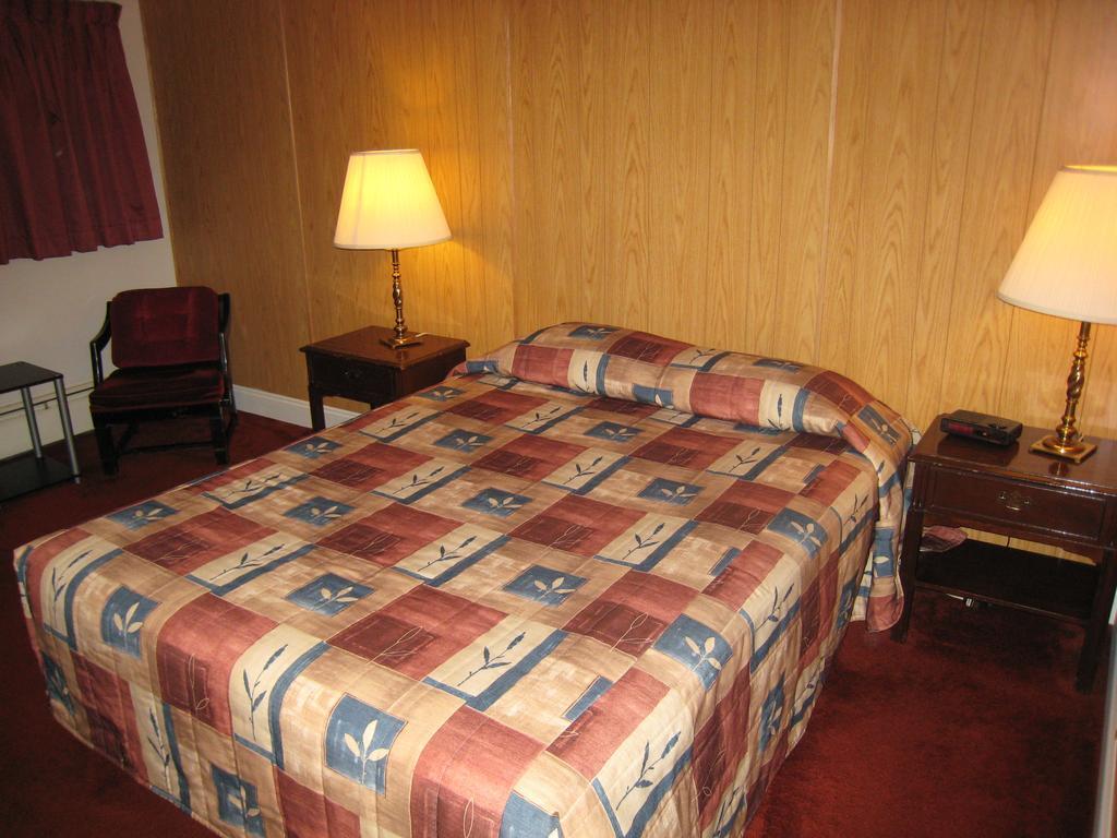Downtowner Motor Inn Крестон Номер фото