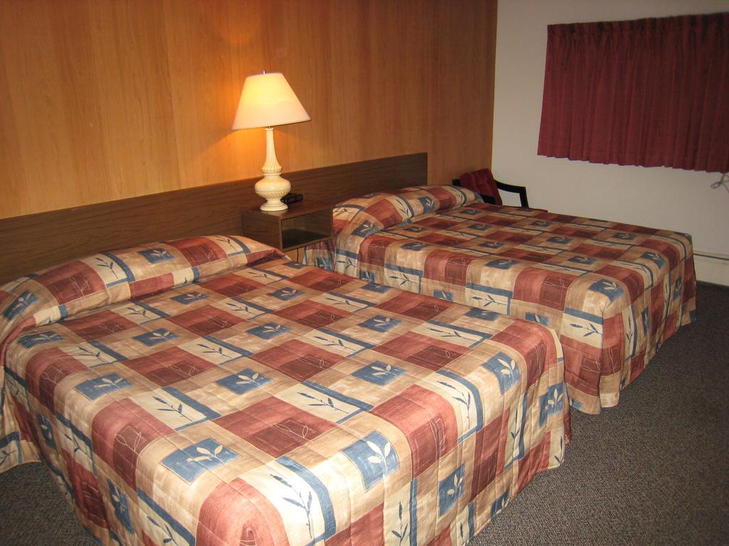 Downtowner Motor Inn Крестон Номер фото