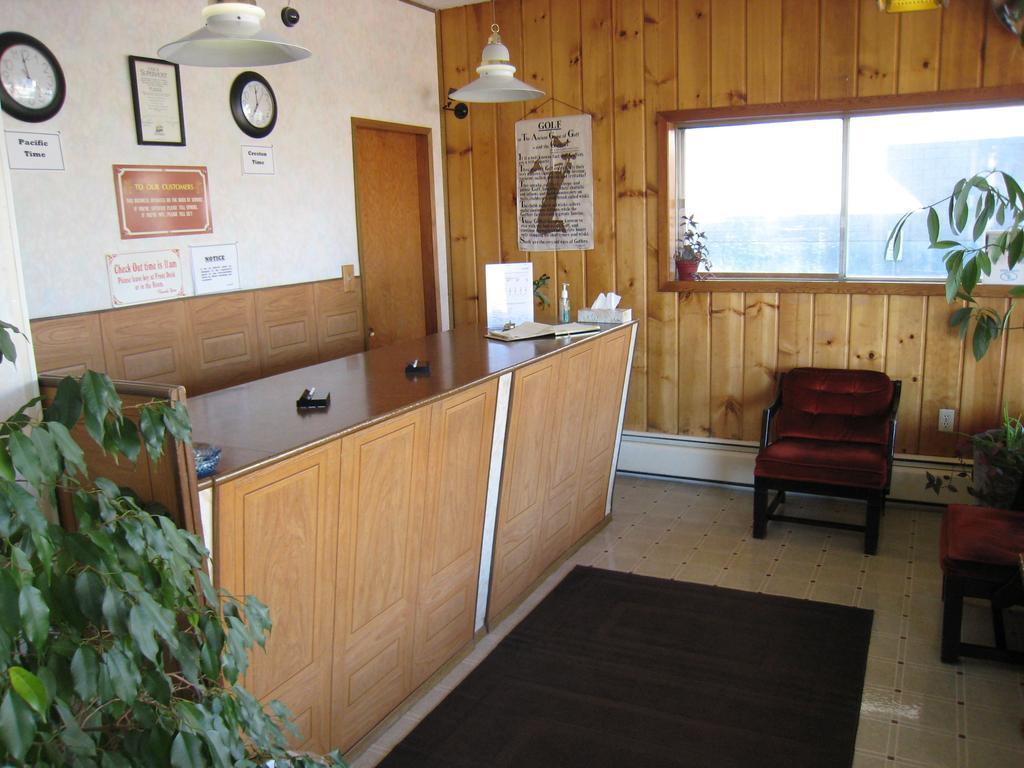 Downtowner Motor Inn Крестон Экстерьер фото